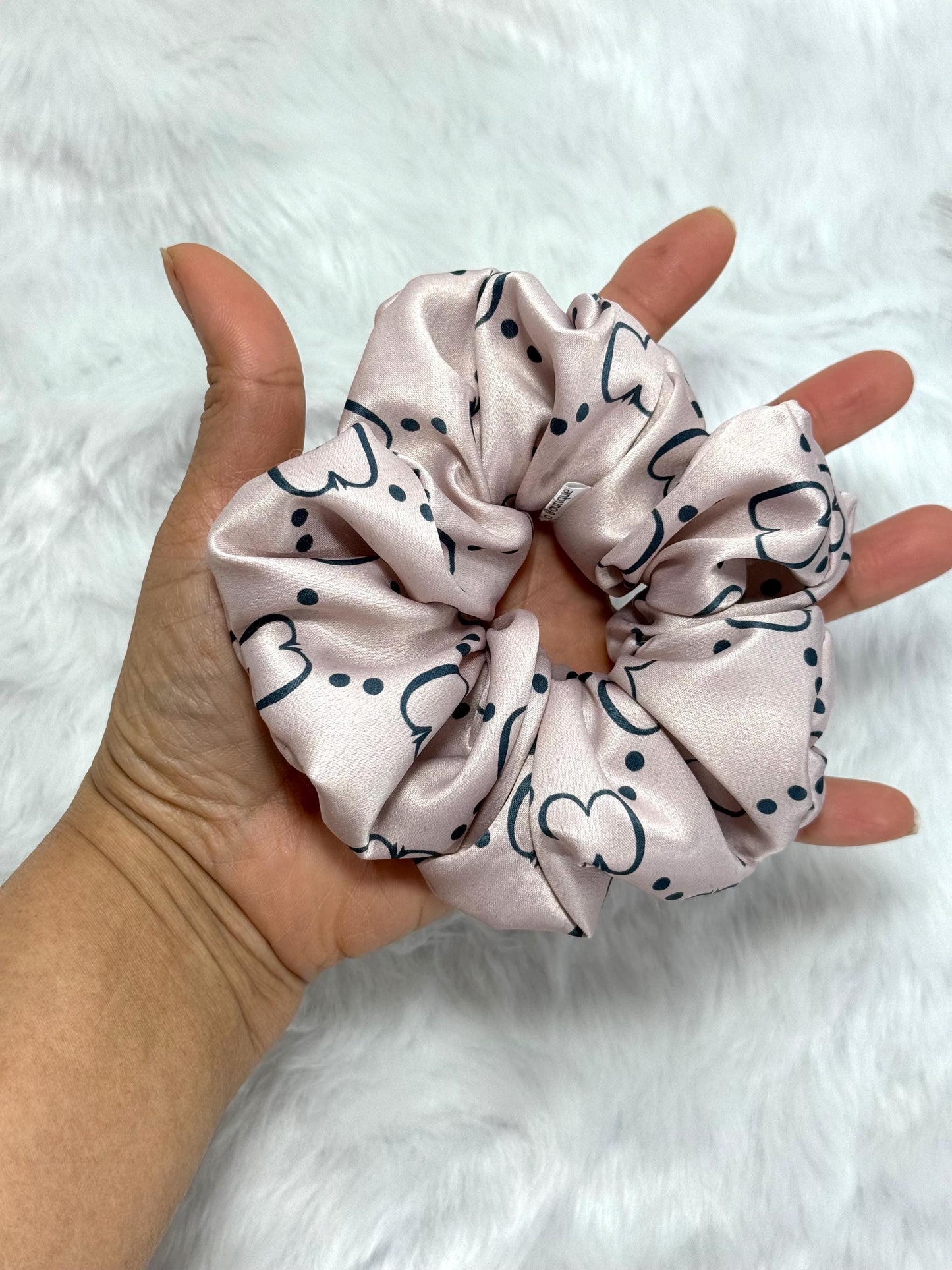 Soft elegant scrunchies. Elegant hair scrunchies. Medium size scrunchies. Handmade scrunchies.