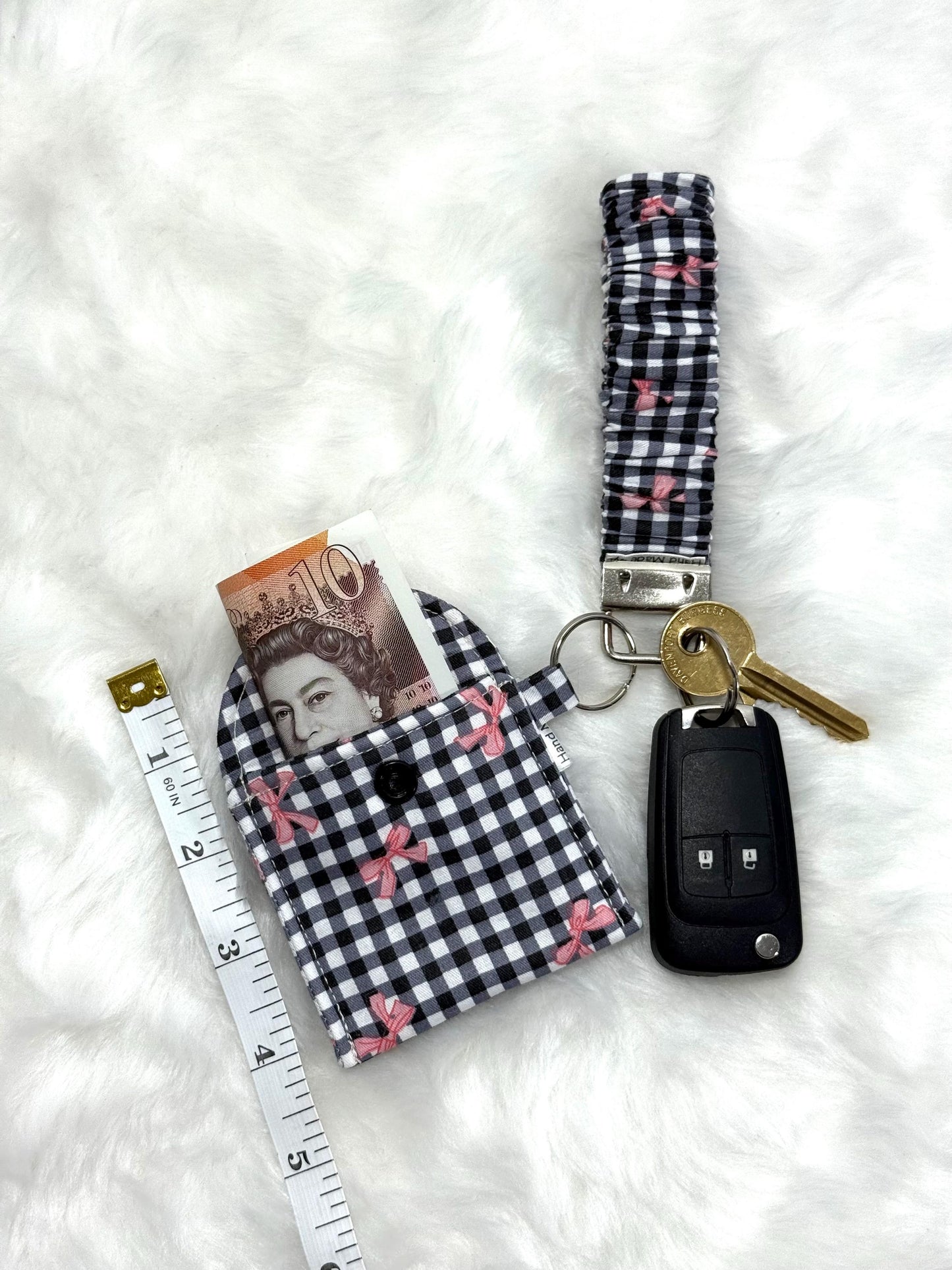 Scrunchie key holder/ Coin pouch/Lace scrunchie/Scrunchie Key ring holder/Gingham Scrunchies/ Mini wallet pouch/ Ipod pouch