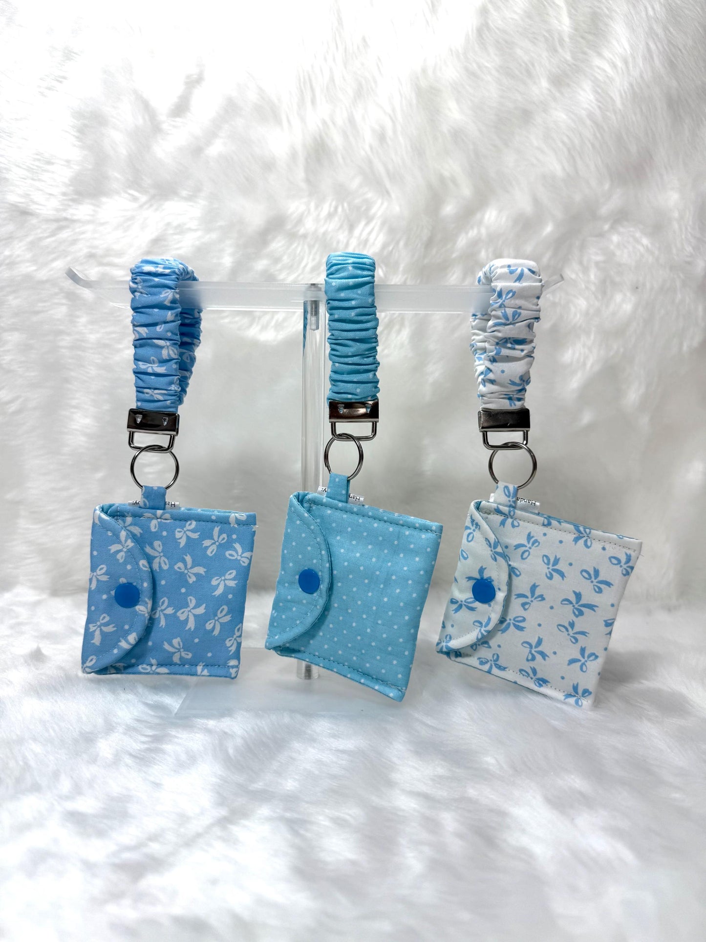Scrunchie key holder/ Ear pod pouch/Keychain Wristlet Strap/Wristband Variety / Loop keychain / wristlet / Coin pouch / keychain wallet /