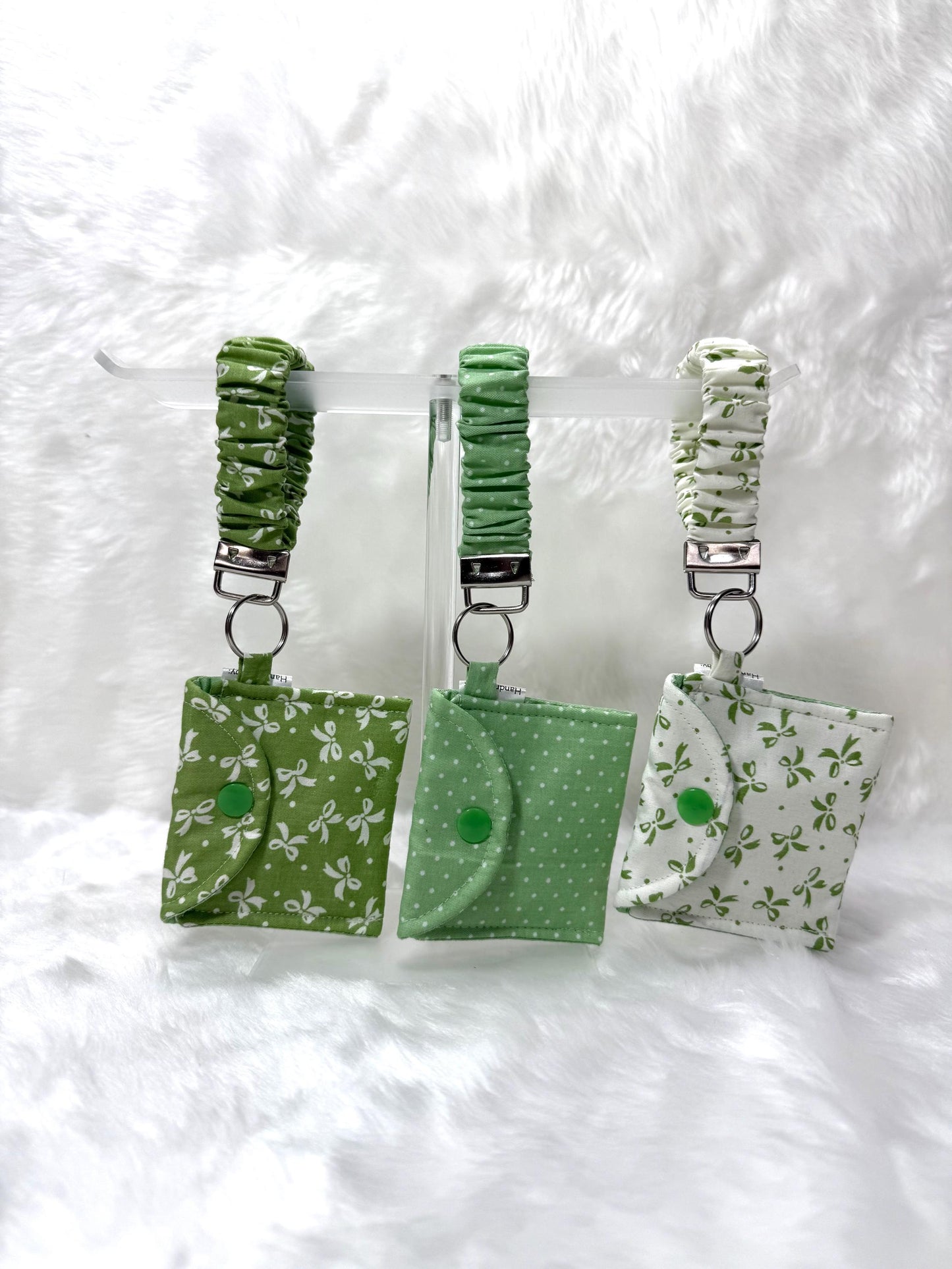 Scrunchie key holder/ Air pod pouch/Keychain Wristlet Strap/Wristband Variety / Loop keychain / wristlet/ Coin pouch / keychain wallet