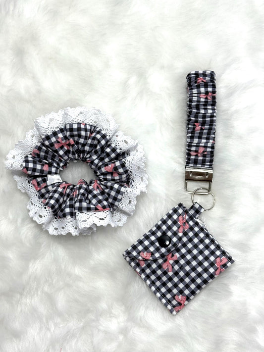 Scrunchie key holder/ Coin pouch/Lace scrunchie/Scrunchie Key ring holder/Gingham Scrunchies/ Mini wallet pouch/ Ipod pouch