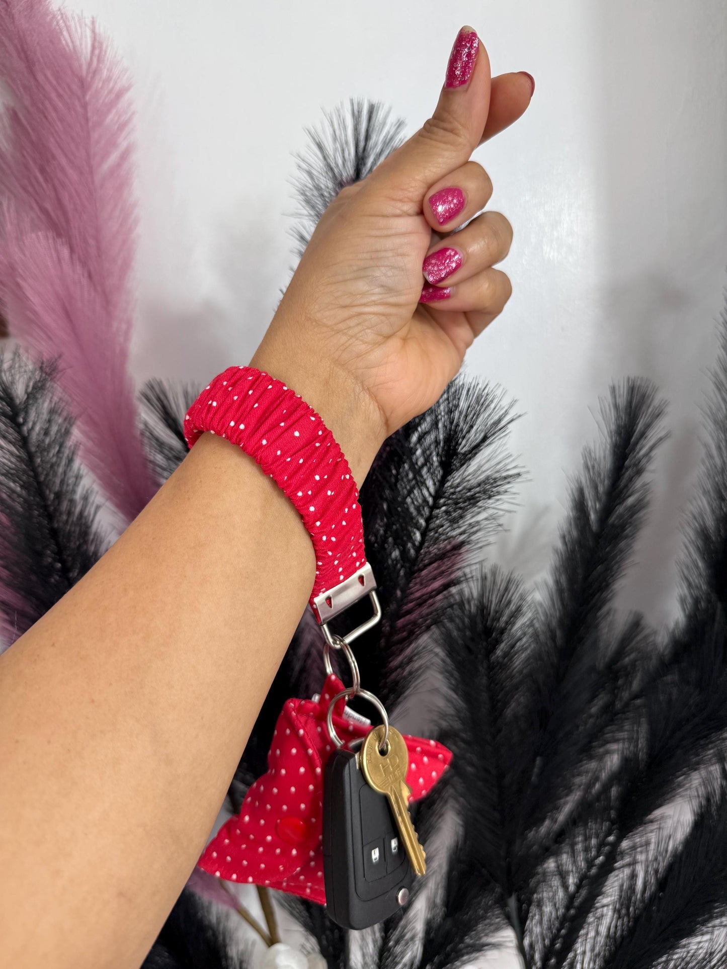 Scrunchie key holder/ Keychain Wristlet Strap Wristband Variety / Cute lanyard / Loop keychain / wristlet / Coin pouch / keychain wallet /