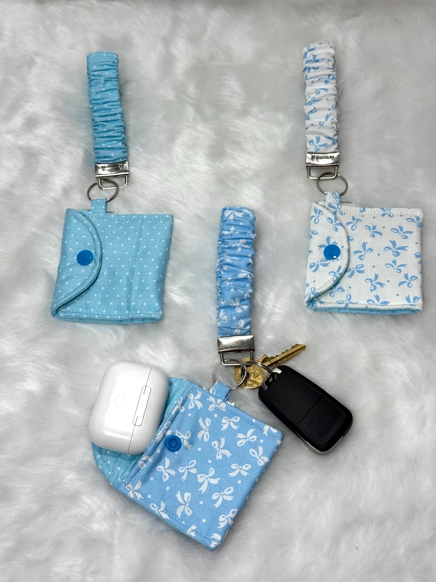 Scrunchie key holder/ Ear pod pouch/Keychain Wristlet Strap/Wristband Variety / Loop keychain / wristlet / Coin pouch / keychain wallet /