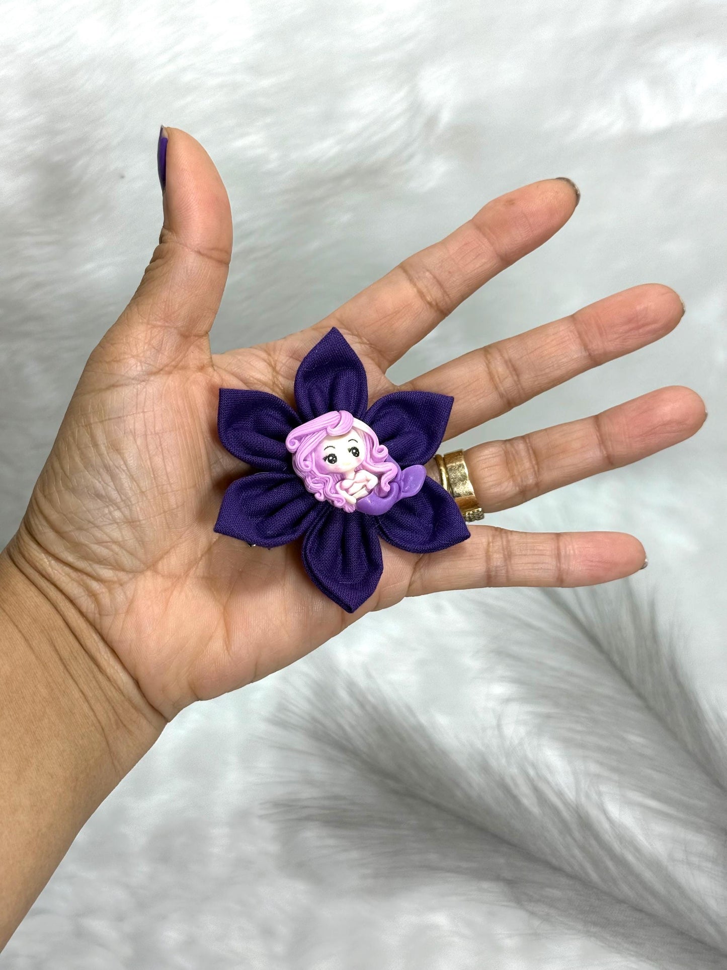 Handmade Hairclips/Flower hair clips/ Daisy hairclips